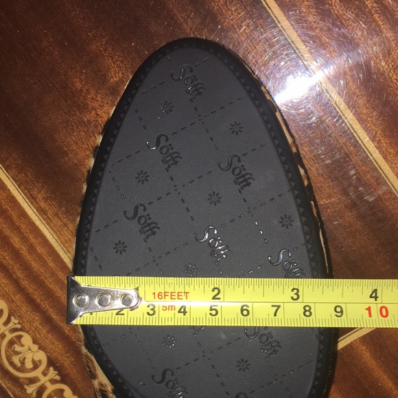 NWOB Sofft  9.5 Leopard Print Fur Flats - Picture 6 of 7